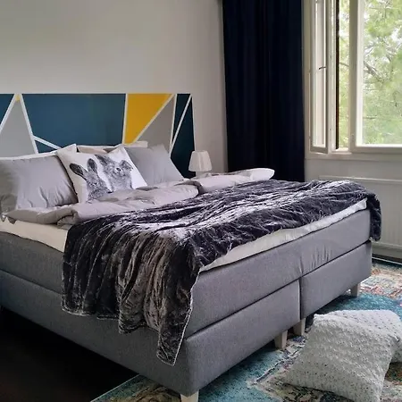 Διαμέρισμα With Two Bedrooms And A Parking Space Βάνταα
