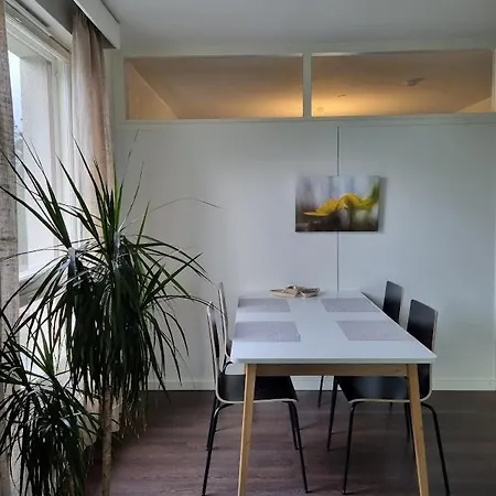 With Two Bedrooms And A Parking Space Appartement Vantaa